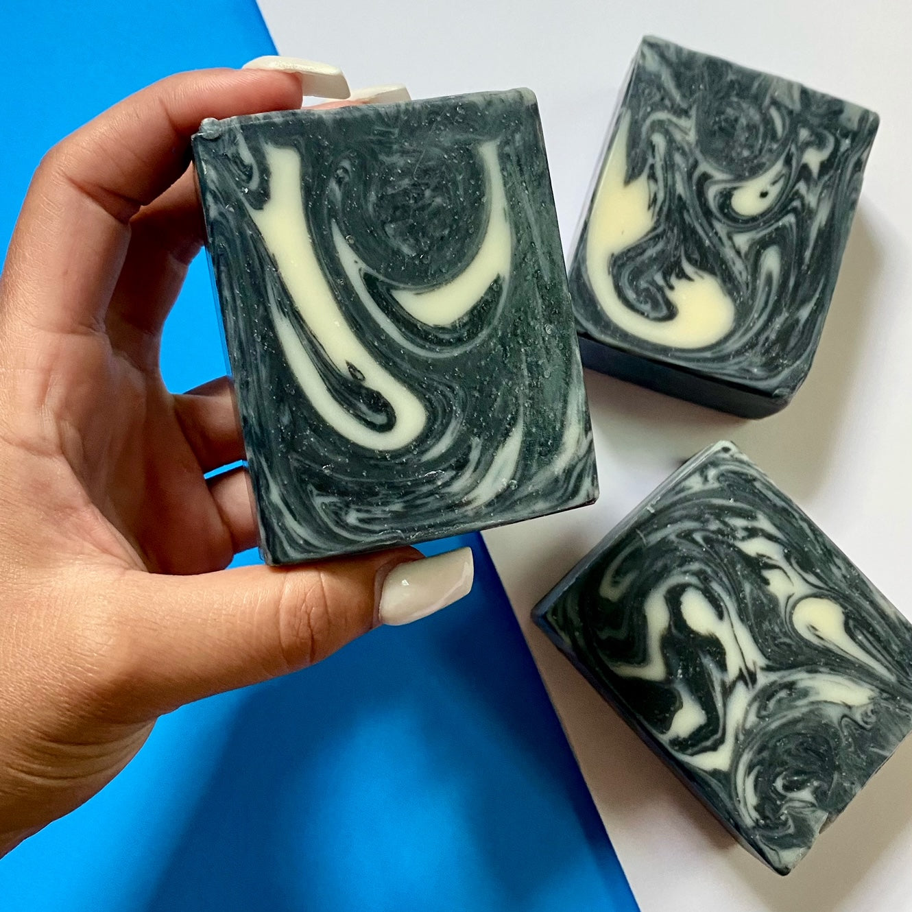 Active Charcoal & Peppermint Body Bar